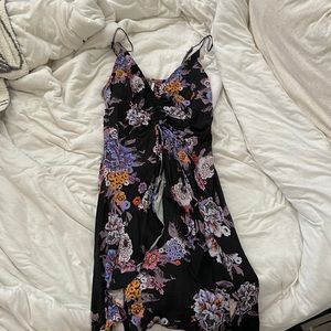 Free people mini dress size small in amazing condition!